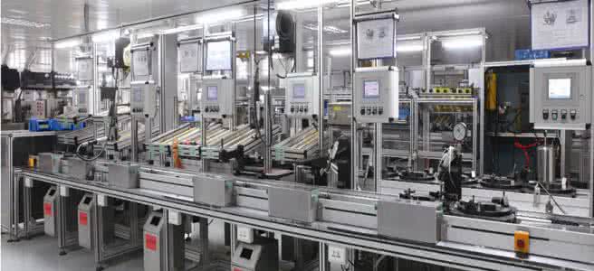 Automatic assembly line, automatic assembly line